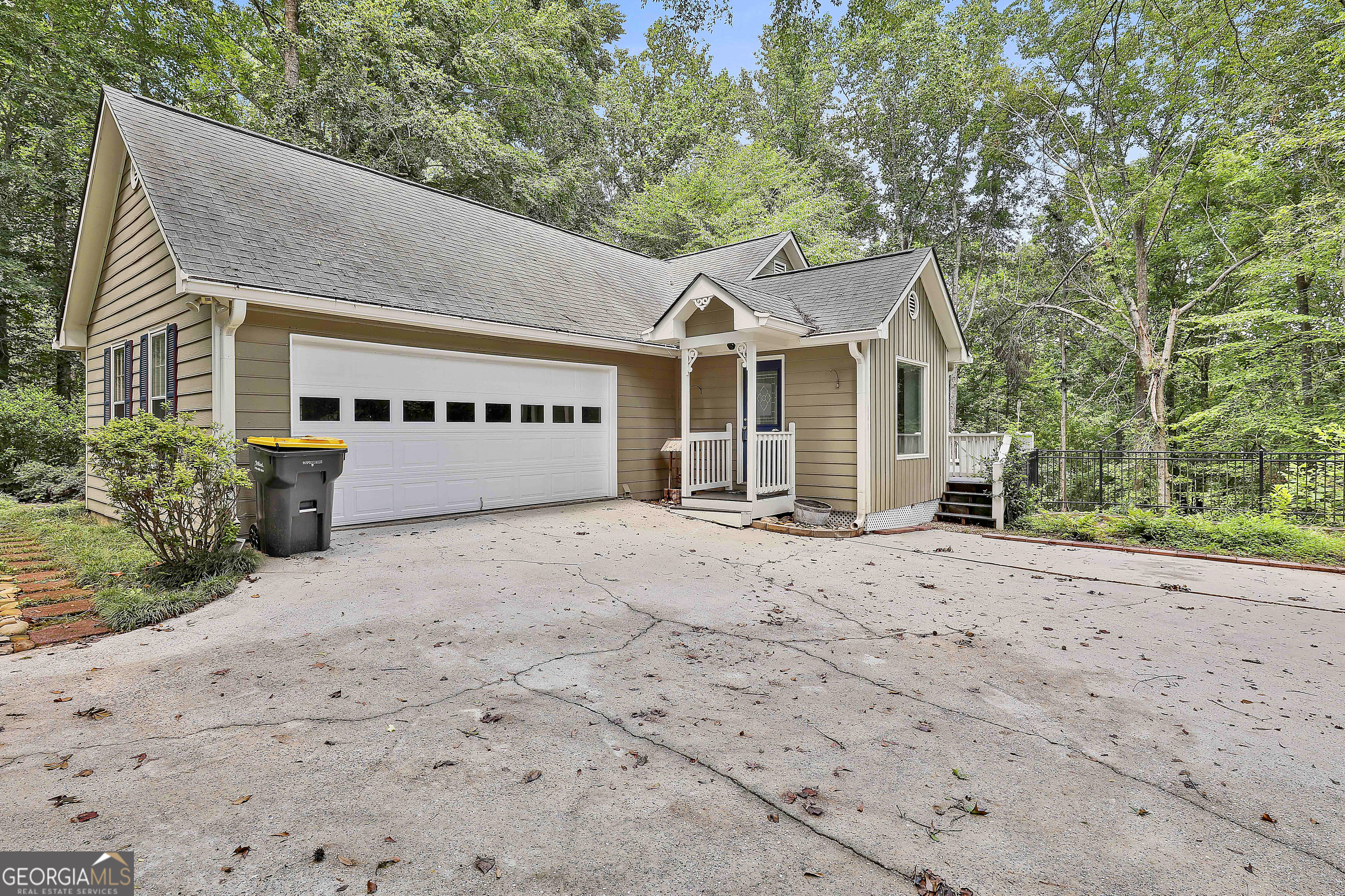 50 Foxcroft CT