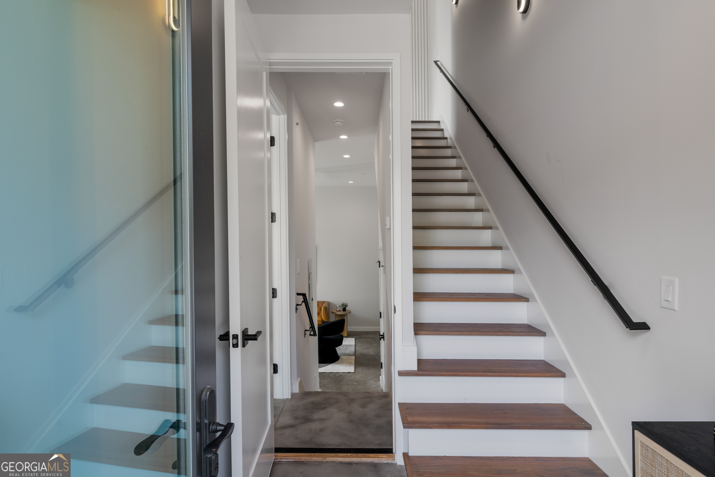 105 Georgia AVE SE 5