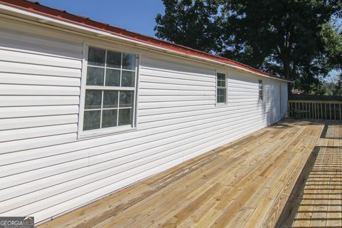 A home in Hawkinsville