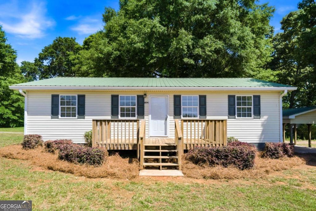 Photo of 894 Lakeview Drive, Nicholson, GA 30565 (MLS # 10769988)