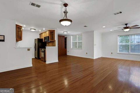 Photo of 3655 Habersham Road NE #254B, Atlanta, GA 30305 (MLS # 10626297)