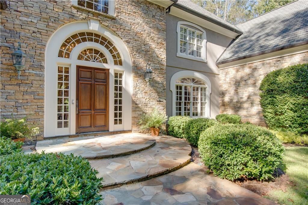 12180 King Circle