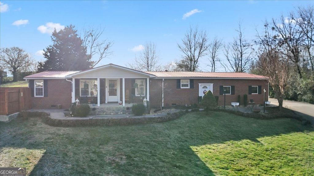 Photo of 719 Sunlight Rd, Ellijay, GA 30540 (MLS # 10671496)