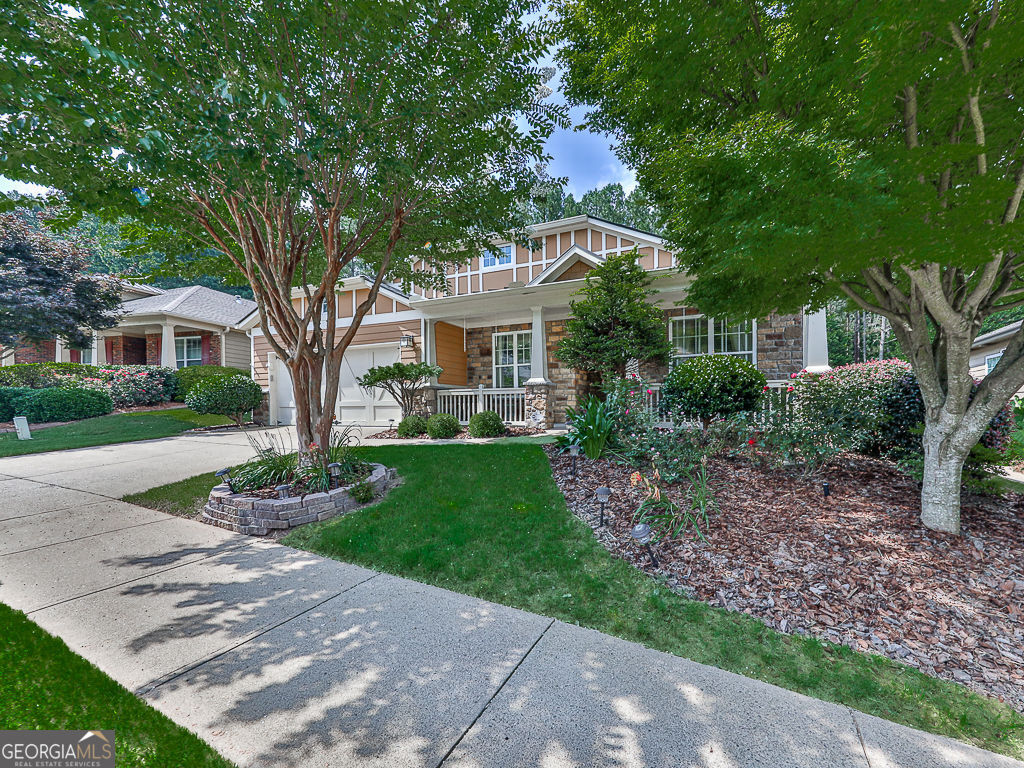 616 Laurel XING