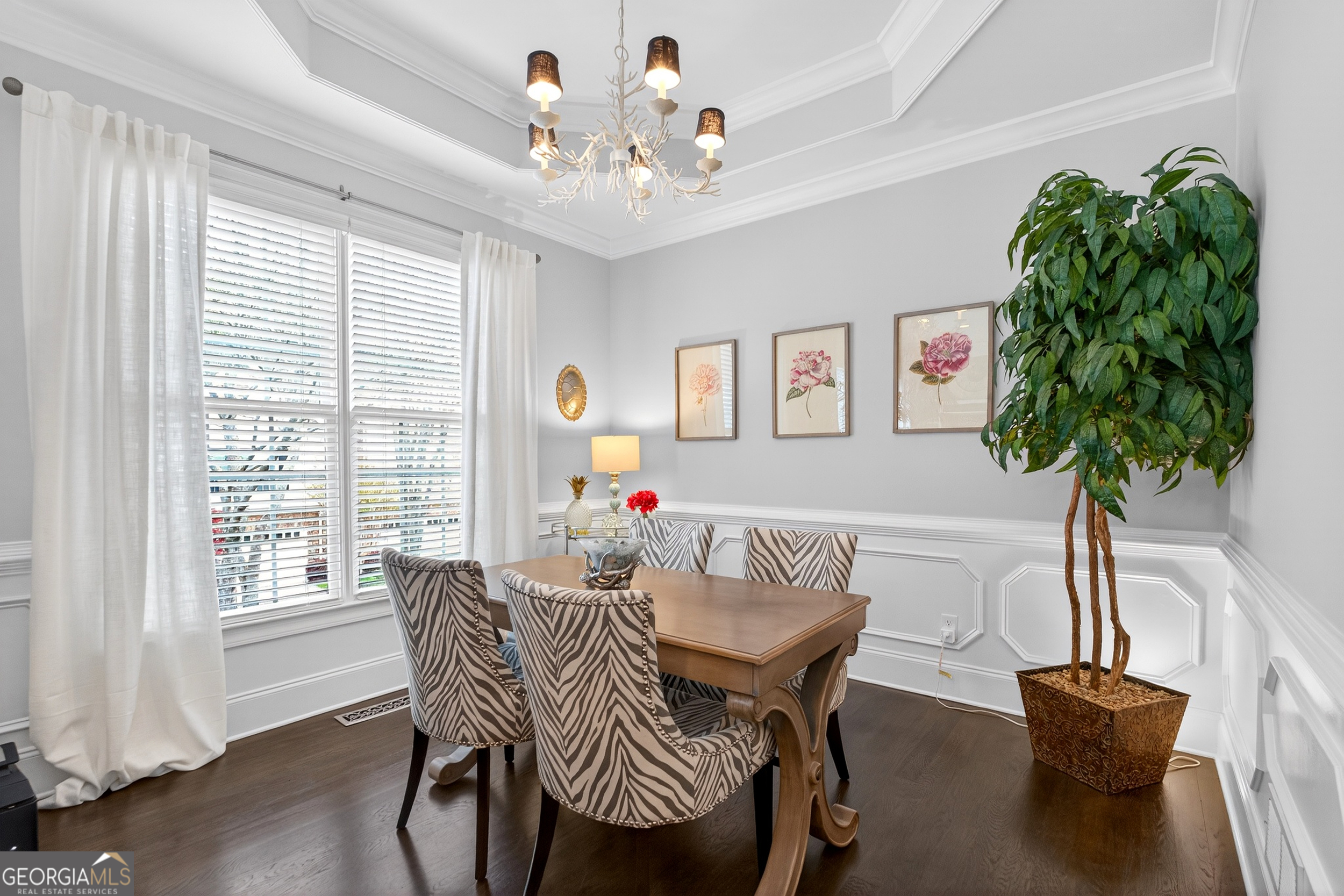 5492 Glenridge DR 580