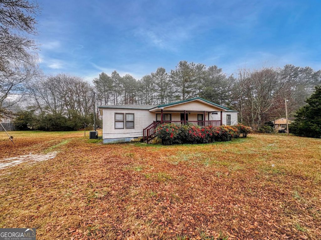 Photo of 319 Wages Road, Auburn, GA 30011 (MLS # 10655993)