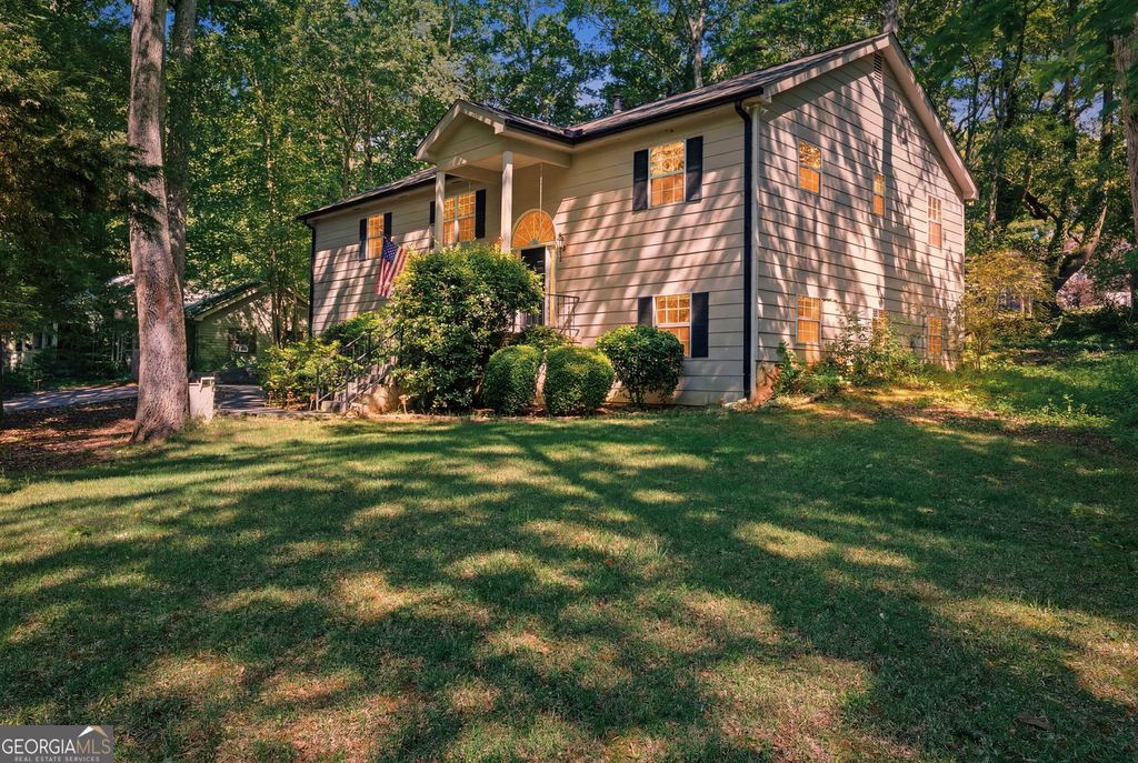 Photo of 325 Springwood Drive, Clarkesville, GA 30523 (MLS # 10766330)
