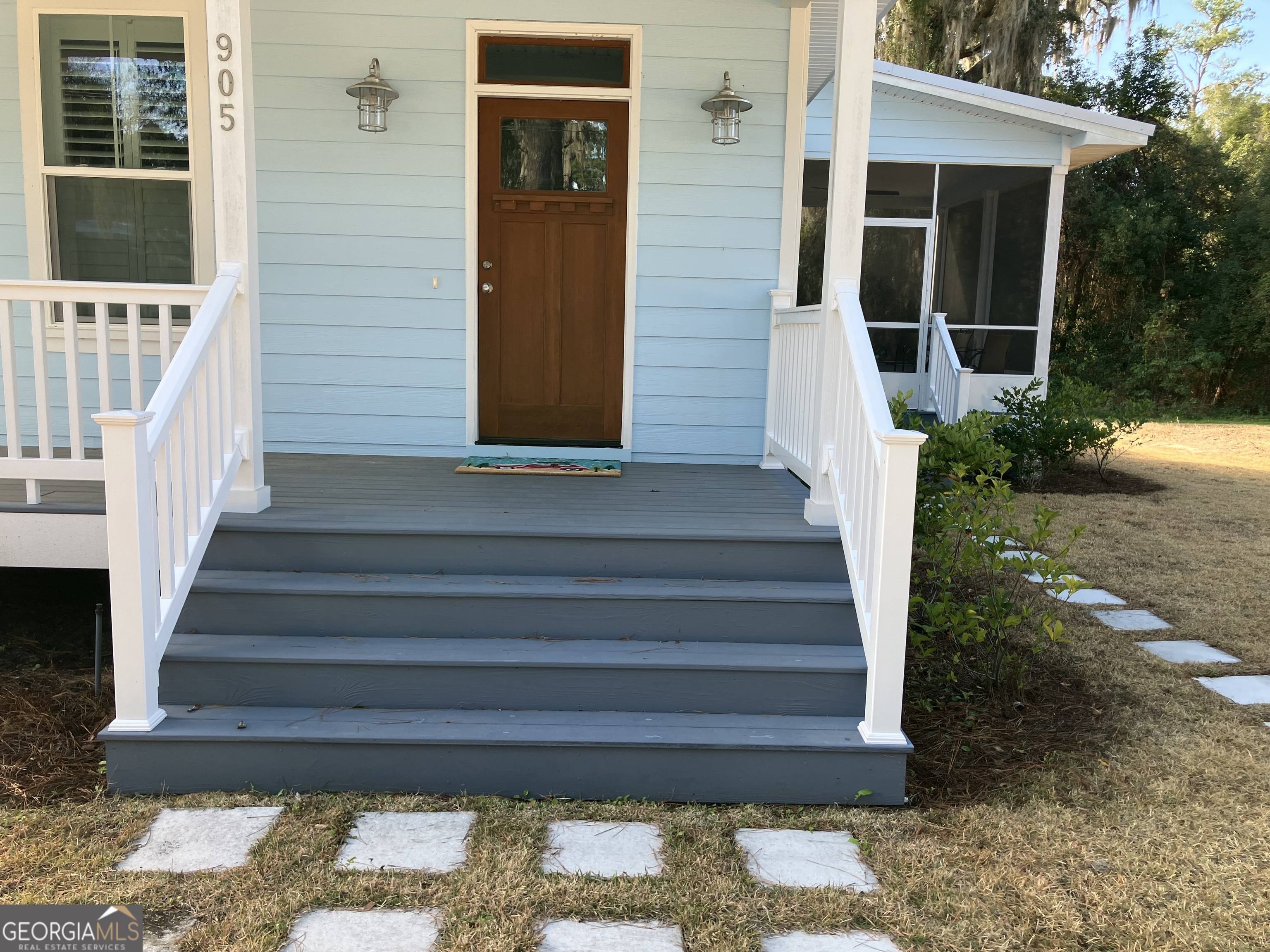 905 SE Wayne Street NONE 40-B