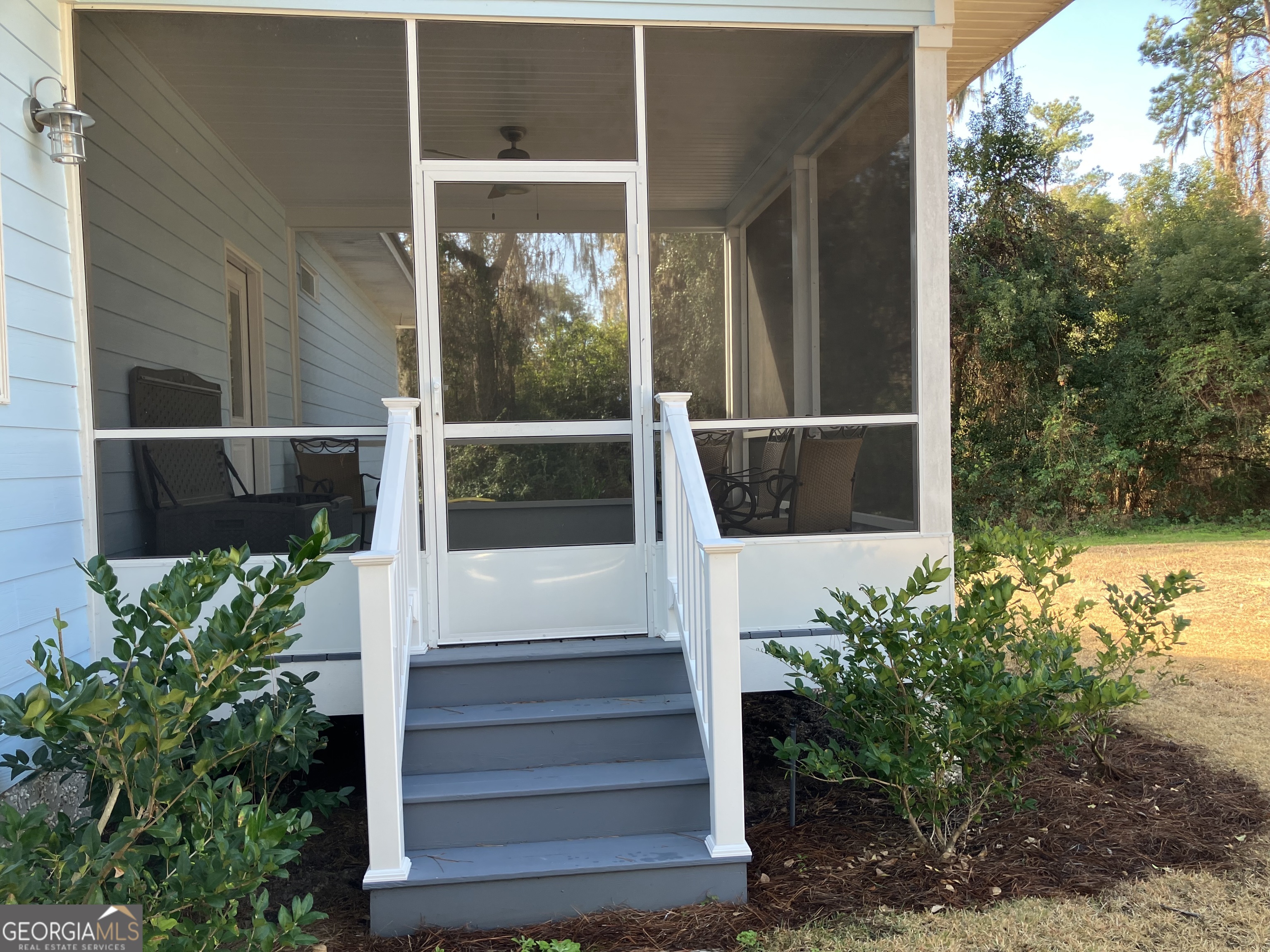 905 SE Wayne Street NONE 40-B