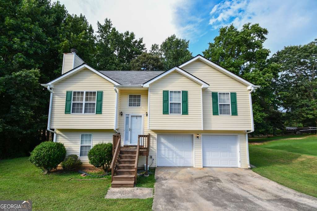 3864 Amber Glen LN