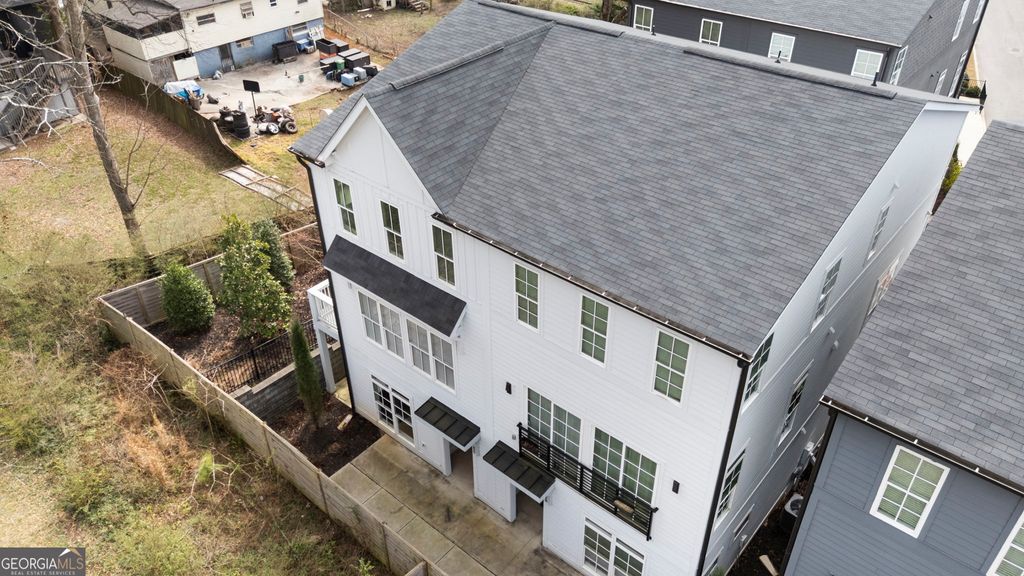 Photo of 1250 Oxley Lane NW, Atlanta, GA 30307 (MLS # 10715350)