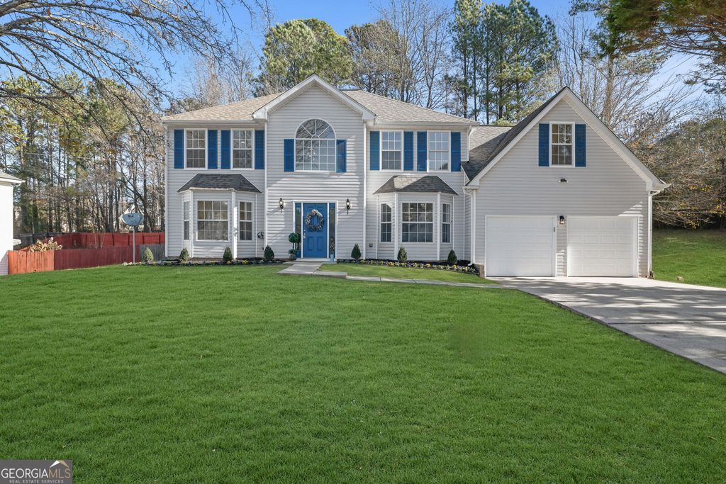Photo of 7094 DESHON BEND Cir, Lithonia, GA 30058 (MLS # 10657716)