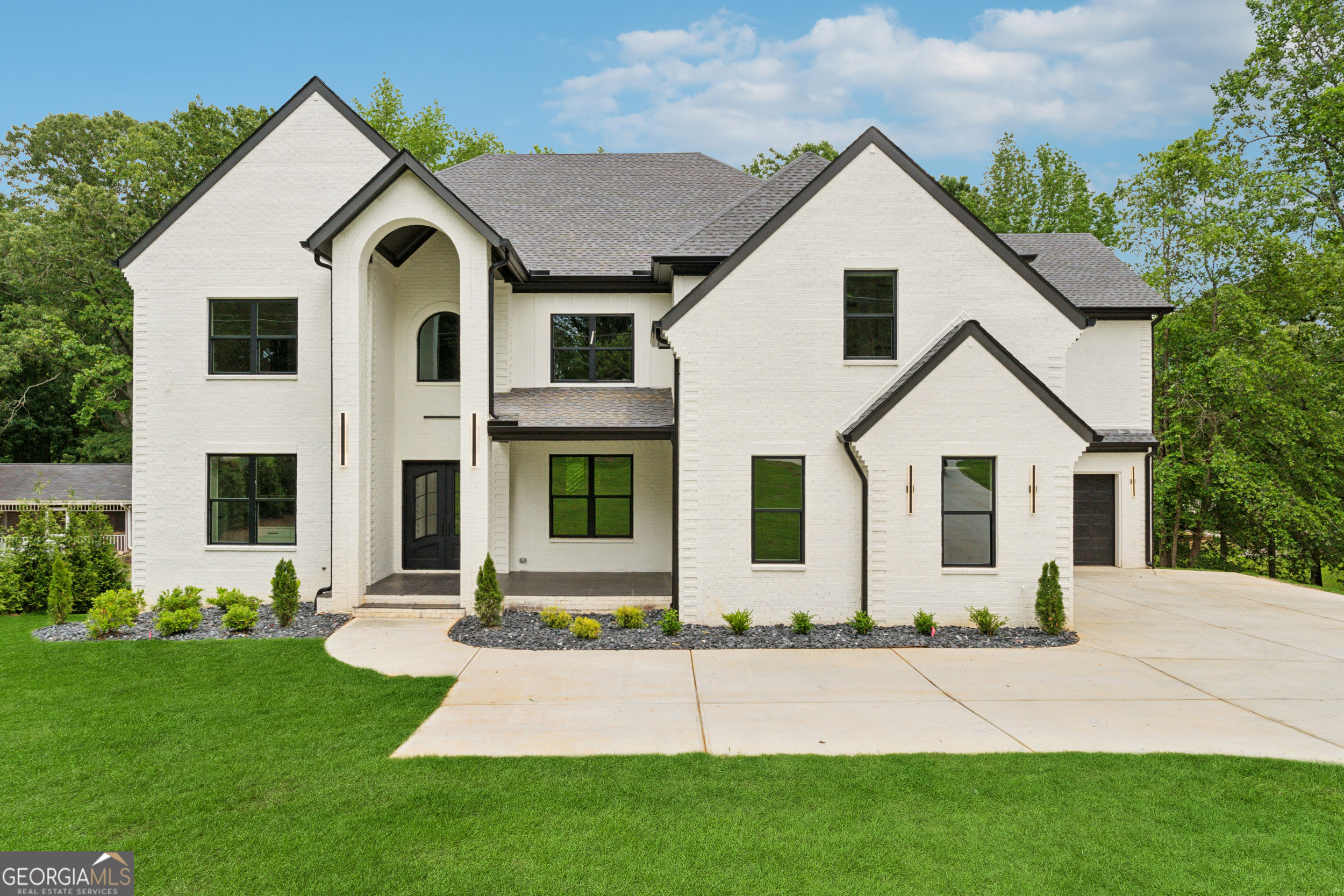 2977 N Bogan RD