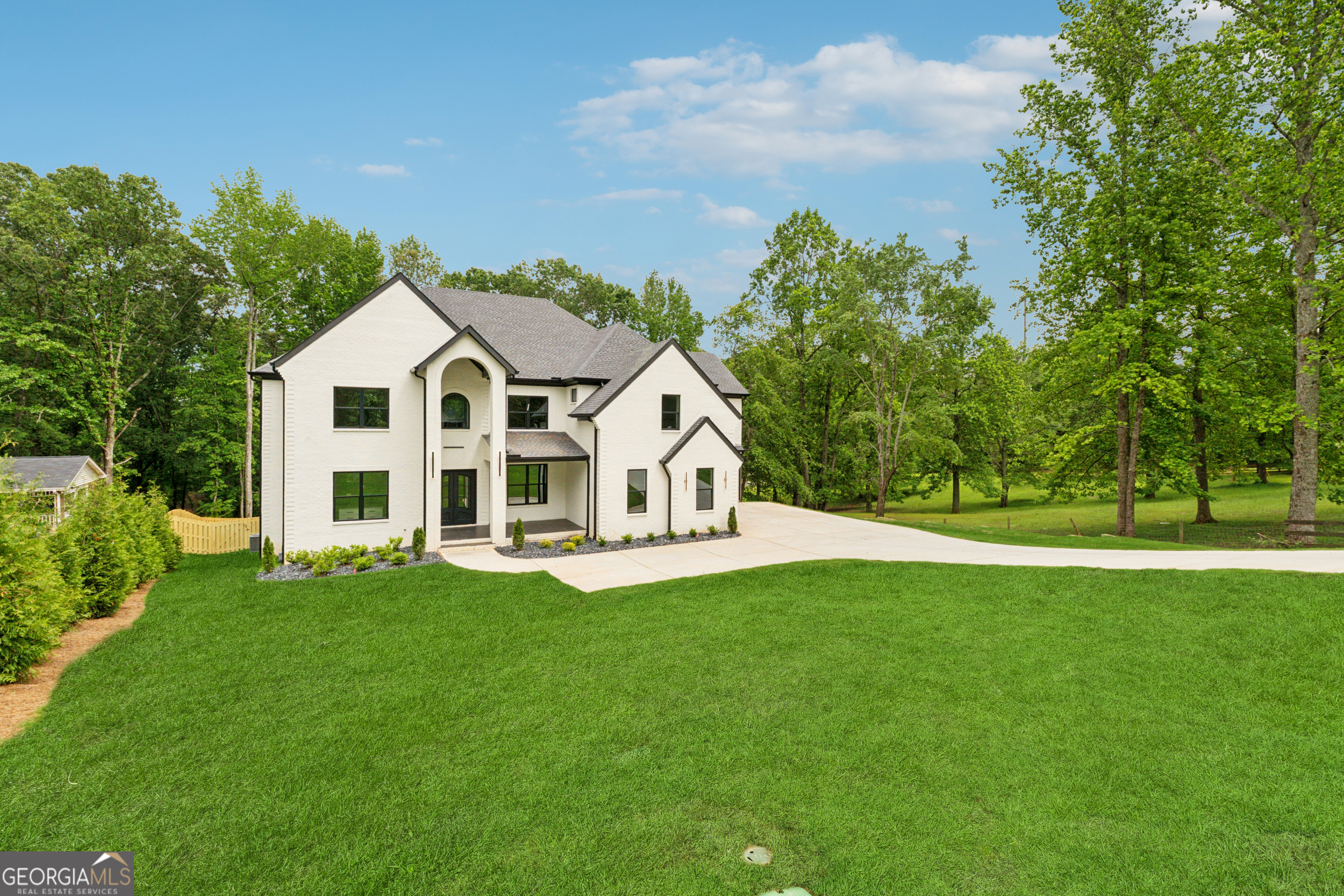 2977 N Bogan RD