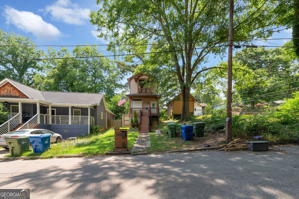Photo of 1079 Sims Street SW, Atlanta, GA 30310 (MLS # 10792033)