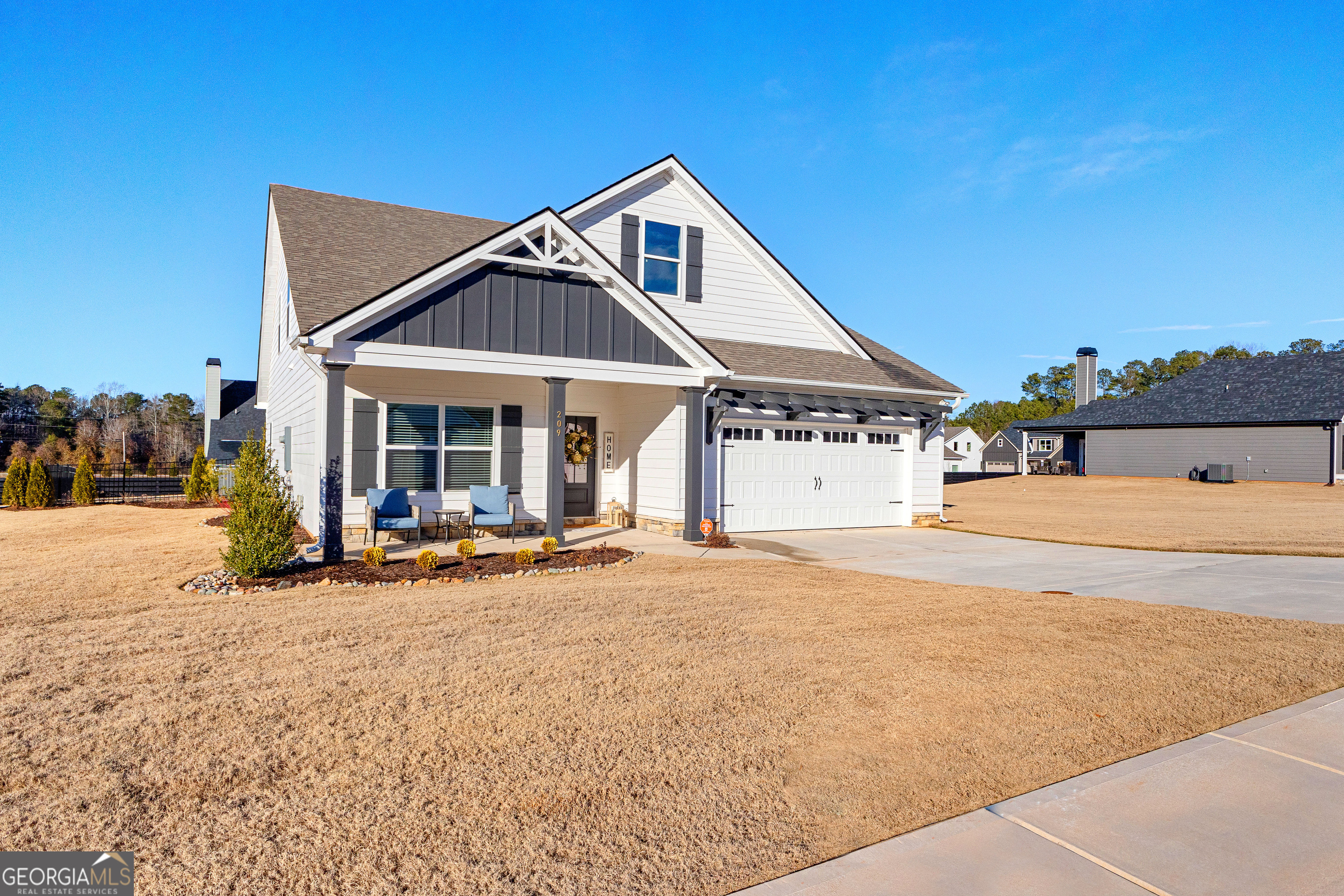 Senoia, Georgia 30276, United States, 4 Bedrooms Bedrooms, ,3 BathroomsBathrooms,Residential,Active,18205