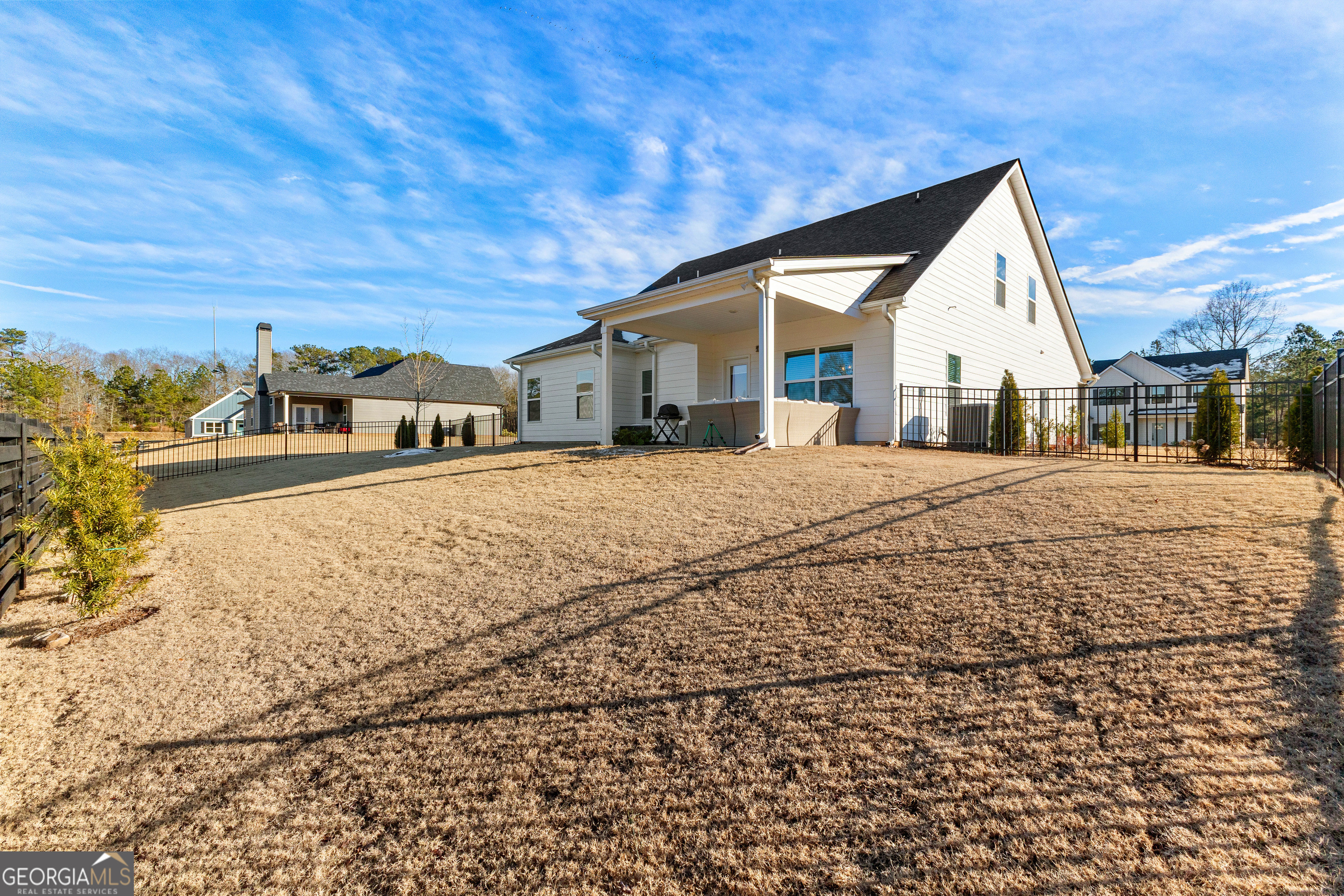 Senoia, Georgia 30276, United States, 4 Bedrooms Bedrooms, ,3 BathroomsBathrooms,Residential,Active,18205