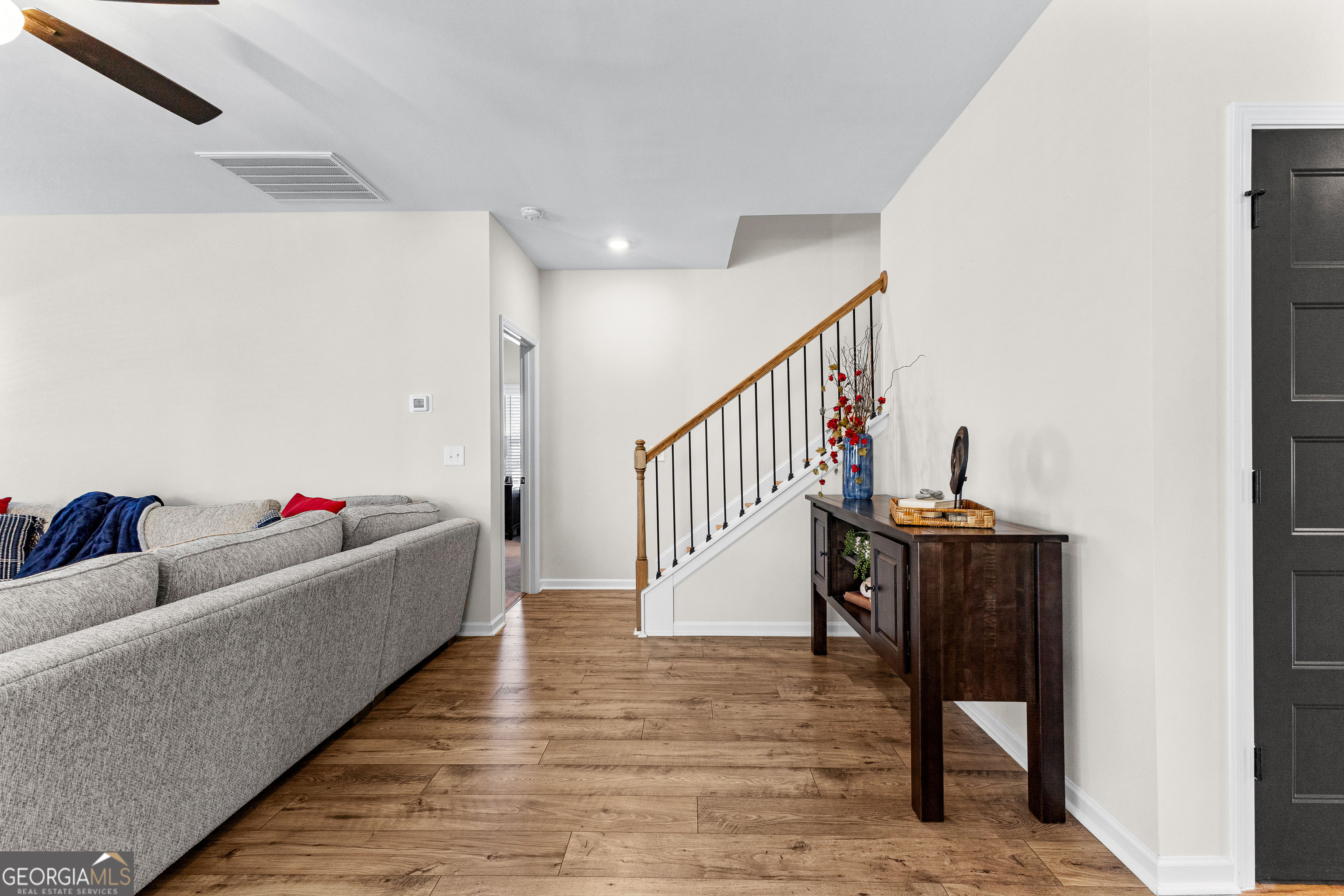 Senoia, Georgia 30276, United States, 4 Bedrooms Bedrooms, ,3 BathroomsBathrooms,Residential,Active,18205