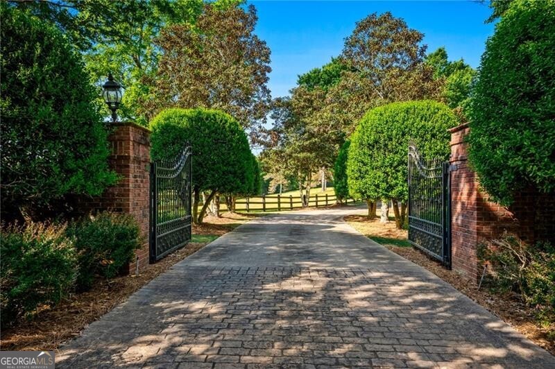 1400 Paul Aiken RD