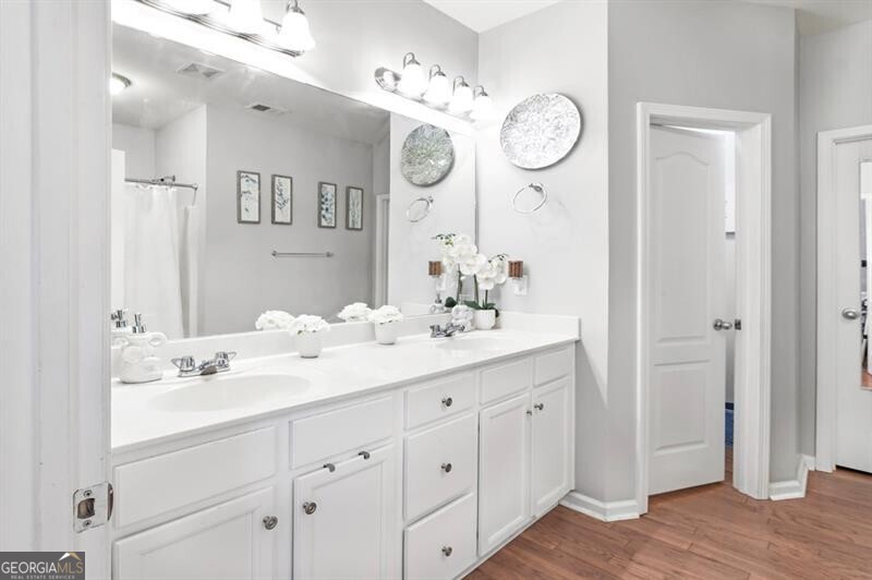 Brownstone Square - Residential
