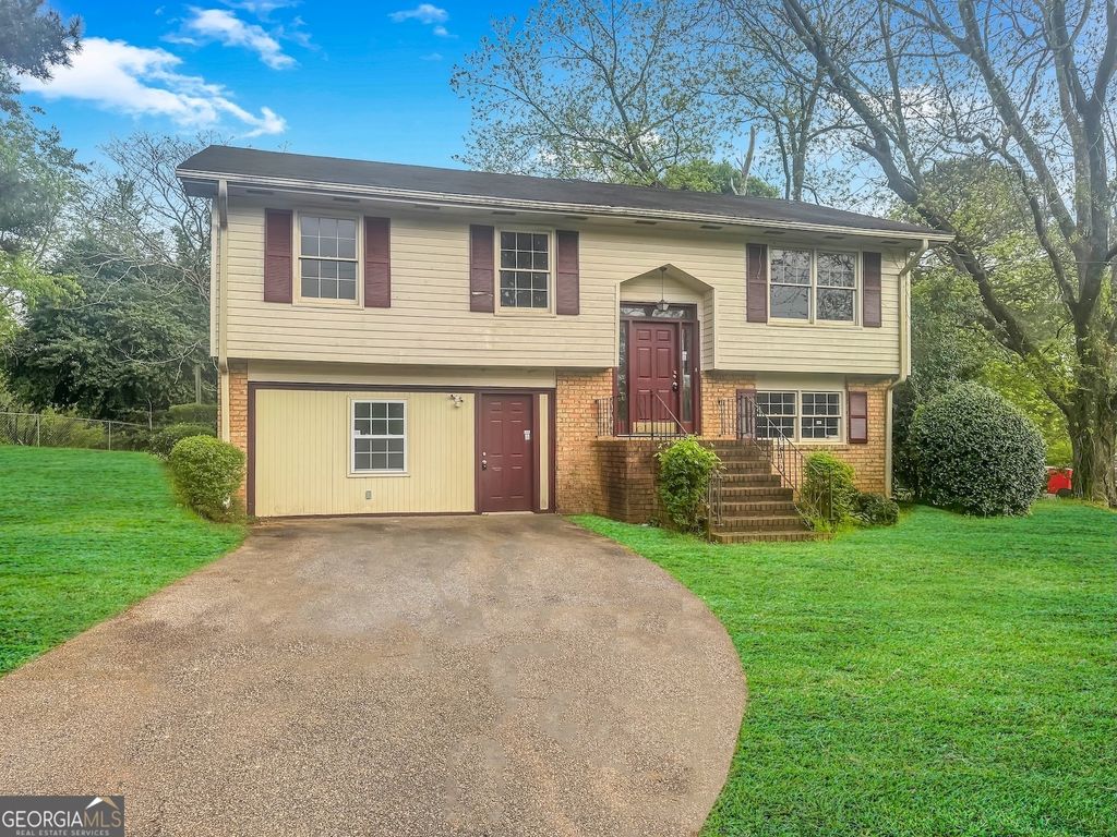 Photo of 121 Kenwood Drive, Athens, GA 30601 (MLS # 10772651)