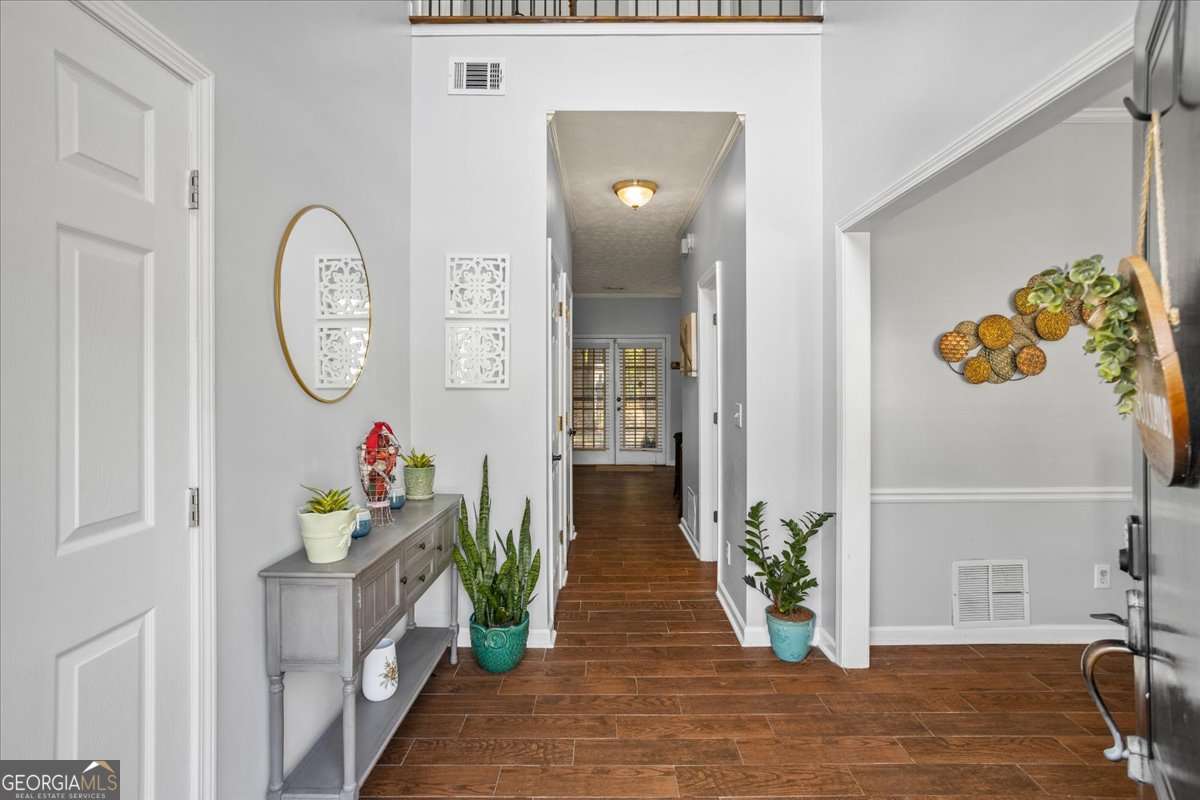 902 Heartwood CIR