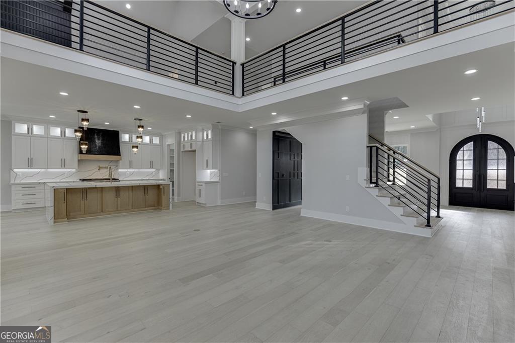 The Manor at Smithtown - Residential