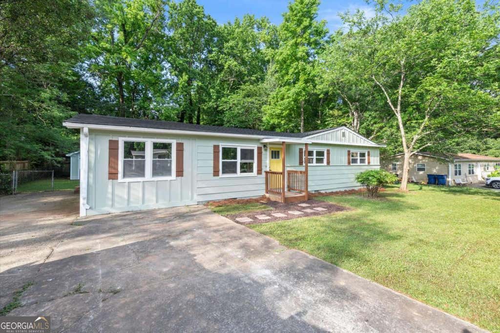 Photo of 780 Gettysburg Trail NE, Kennesaw, GA 30144 (MLS # 10823970)