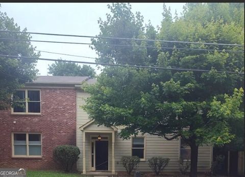 1707 Taylor AVE Atlanta GA 30344
