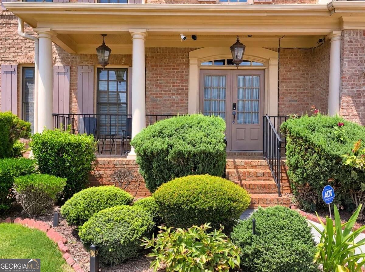 1653 Elesmere Oak CT