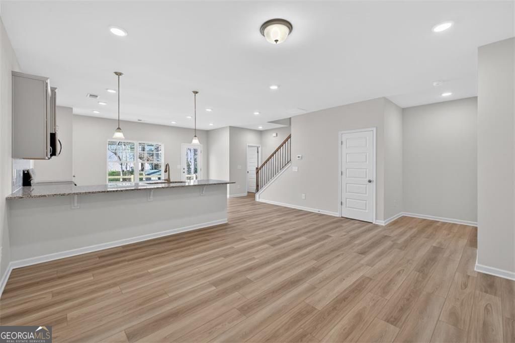 312 Caroline PL 99