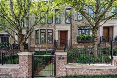 Photo of 8 Honour Avenue NW #7, Atlanta, GA 30305 (MLS # 10876558)