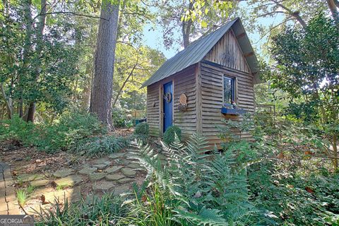 A home in Newnan