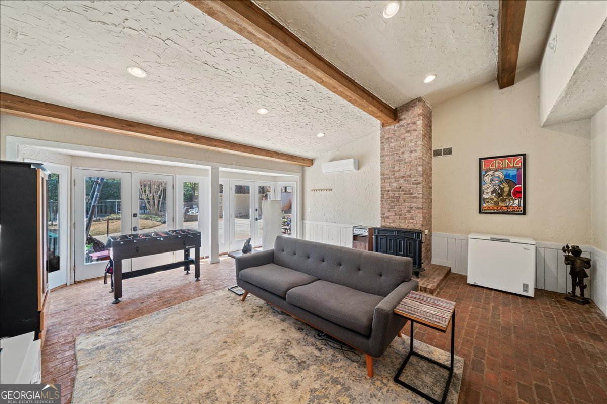 Weatherstone - Residential