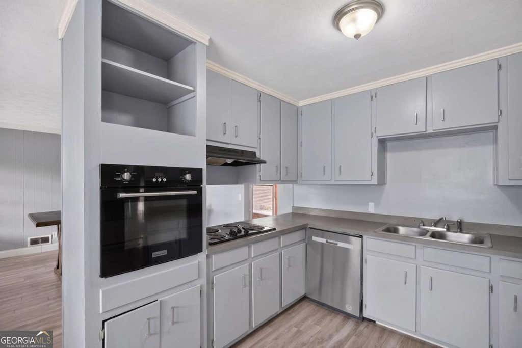 Photo of 1681 W Kellogg Circle, Douglasville, GA 30134 (MLS # 10790934)