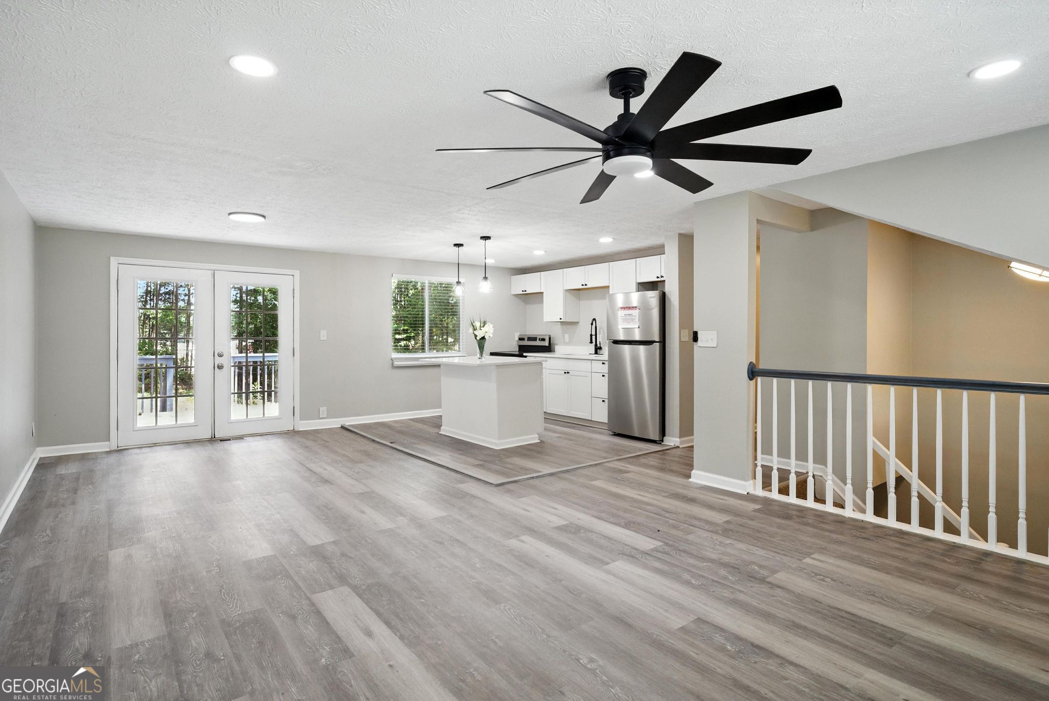 2106 Singer WAY