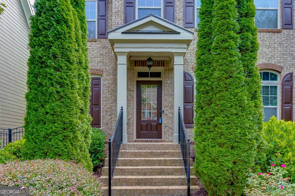 7135 Winthrop RD