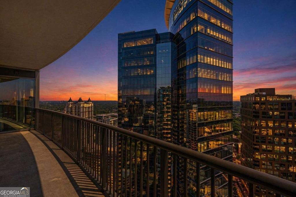 Photo of 1080 Peachtree Street NE #3304, Atlanta, GA 30309 (MLS # 10740599)