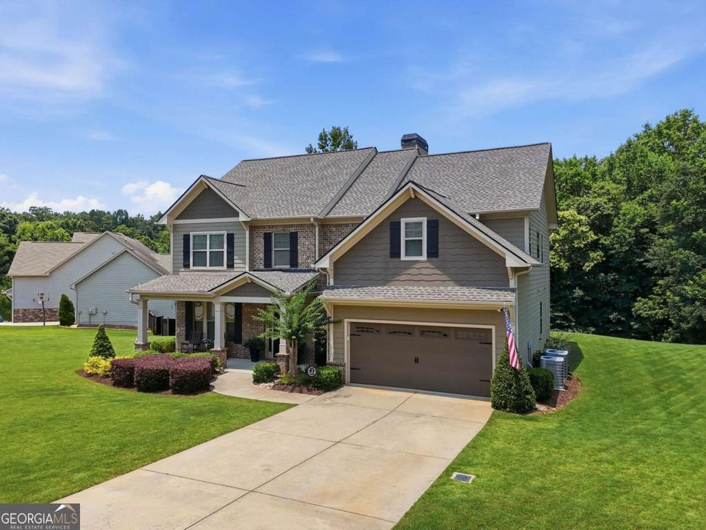 Photo of 5883 Heritage Ridge, Flowery Branch, GA 30542 (MLS # 10795240)