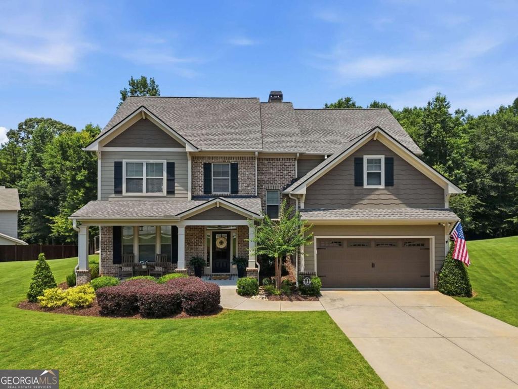 Photo of 5883 Heritage Ridge, Flowery Branch, GA 30542 (MLS # 10795240)