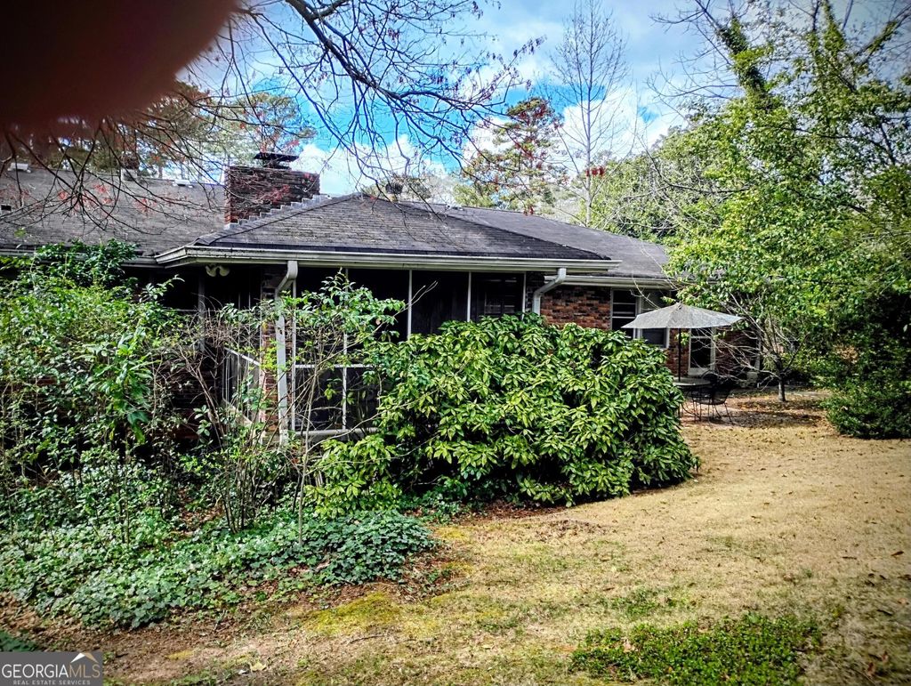 Photo of 1663 Colebrook Circle, Decatur, GA 30033 (MLS # 10705814)