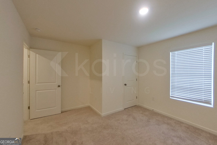 Old Stone Crossing - Residential Lease