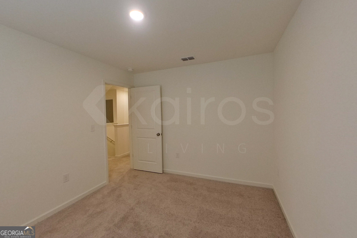 Old Stone Crossing - Residential Lease