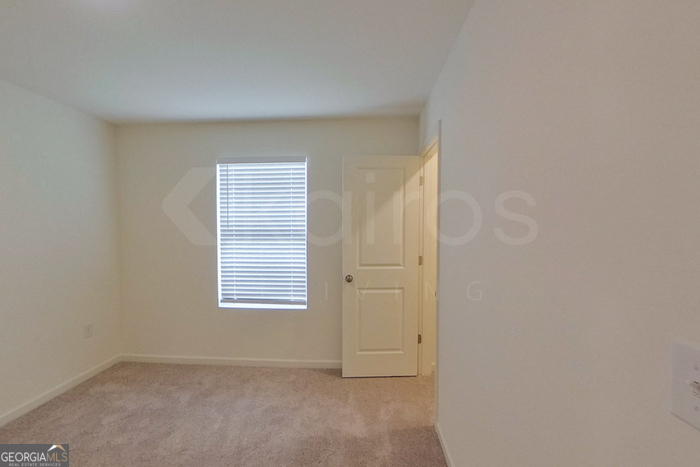 Old Stone Crossing - Residential Lease