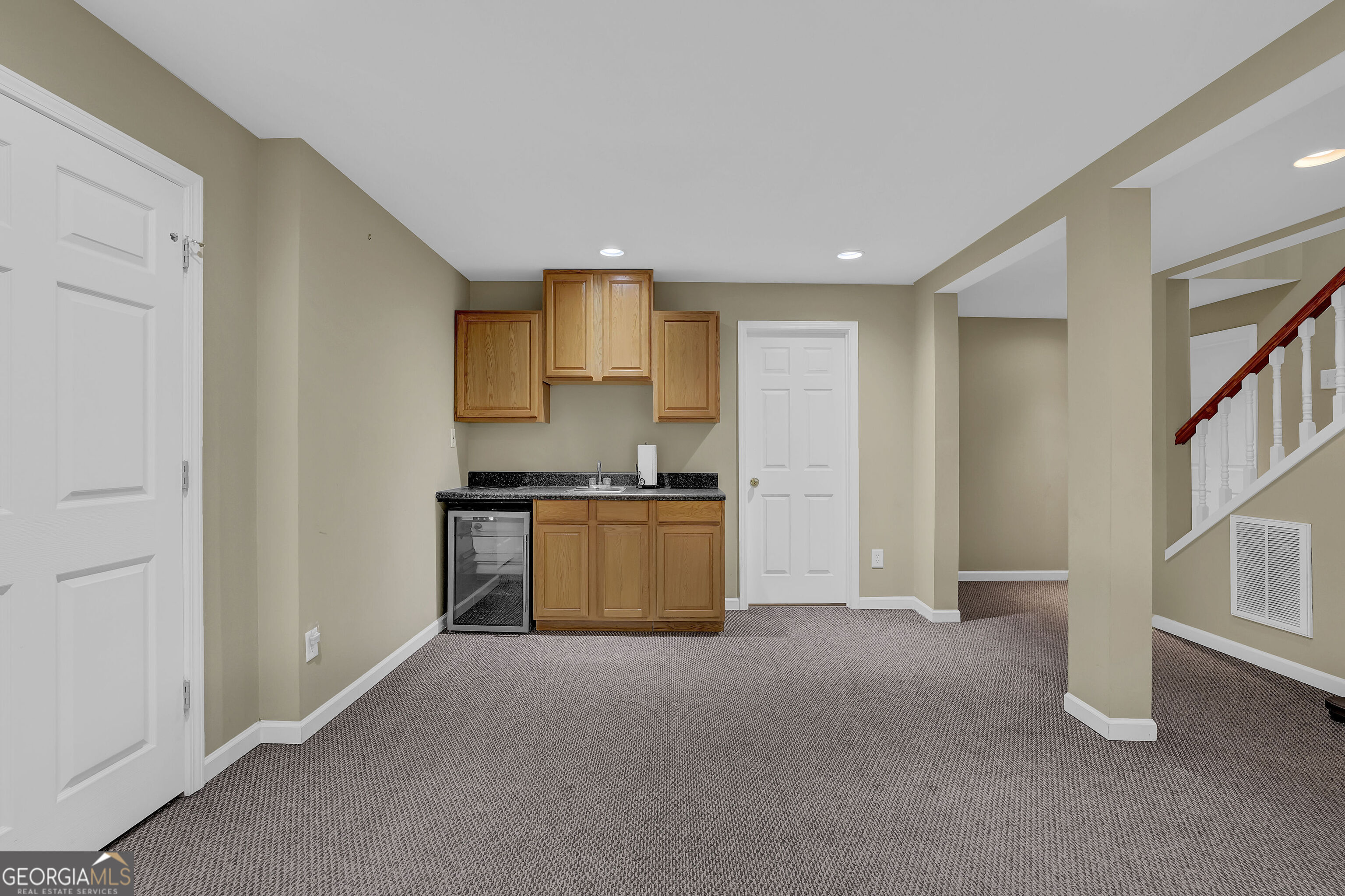 LAKEVIEW WALK - Residential