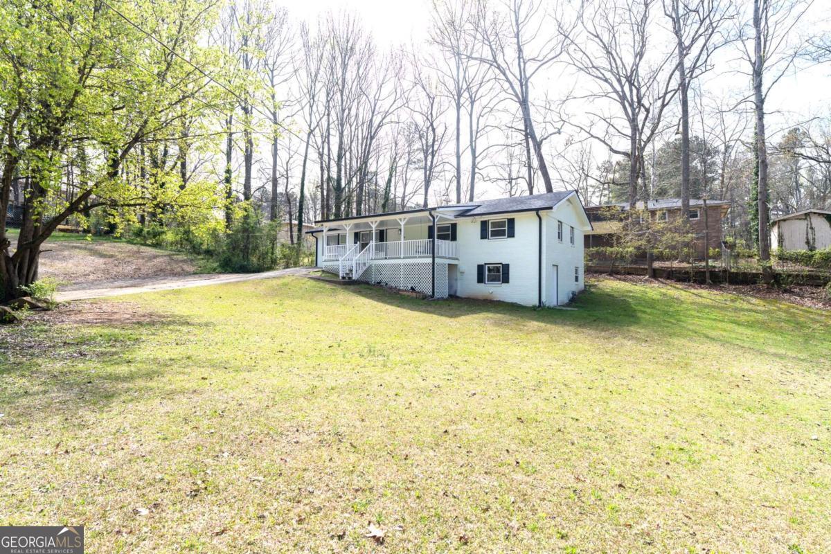 Photo 1 of 42 — 1980 Winchester CT SW, Marietta, GA 30008