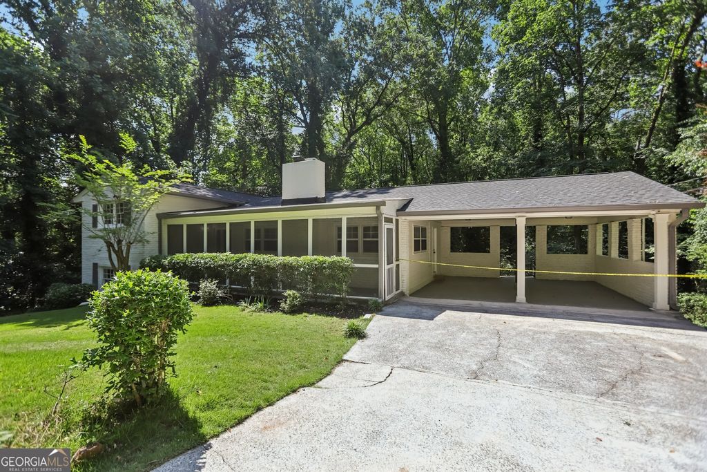 Photo of 2436 Ovidia Circle SW, Atlanta, GA 30311 (MLS # 10691761)