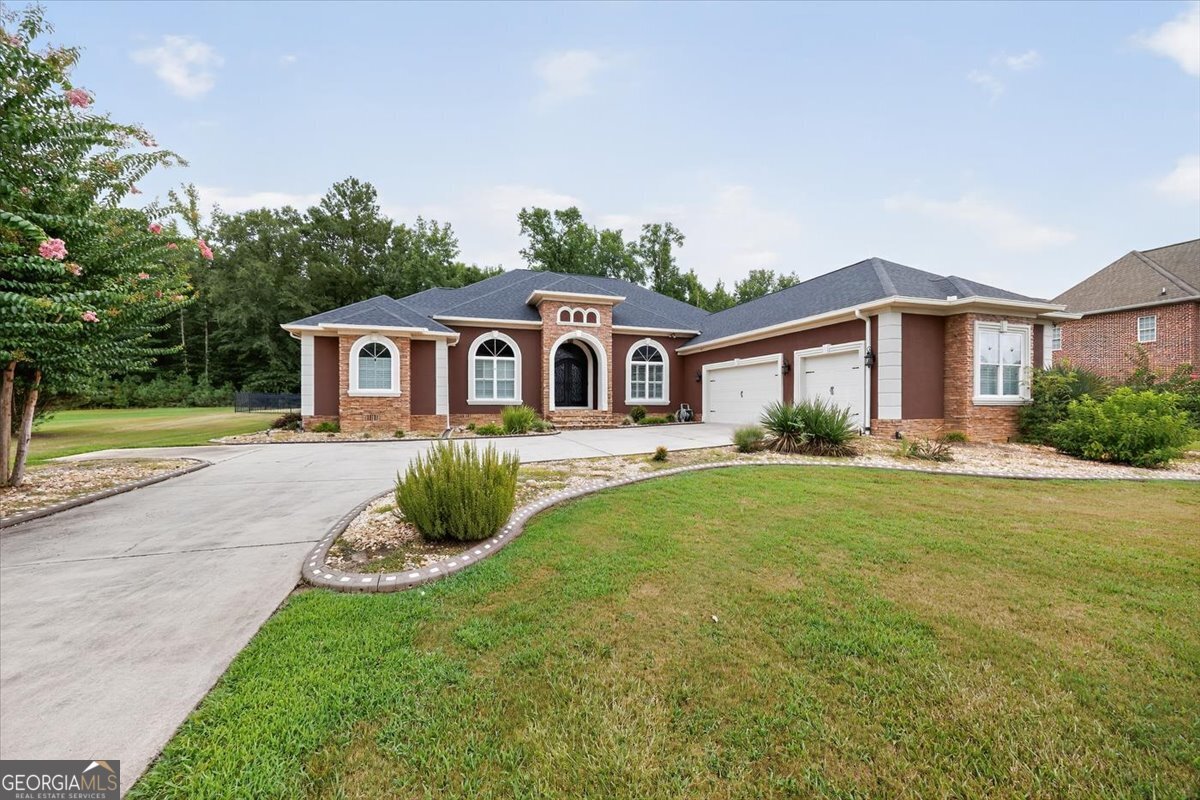 111 Madison North DR