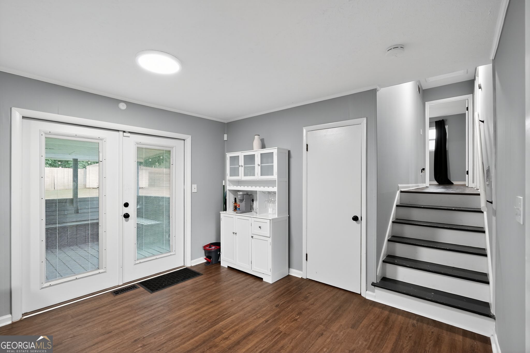 624 Village Lane DR SW