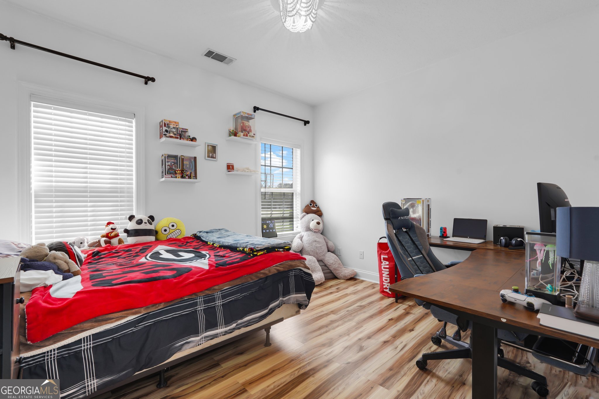 Statesboro, Georgia 30461, United States, 5 Bedrooms Bedrooms, ,3 BathroomsBathrooms,Residential,Active,210970